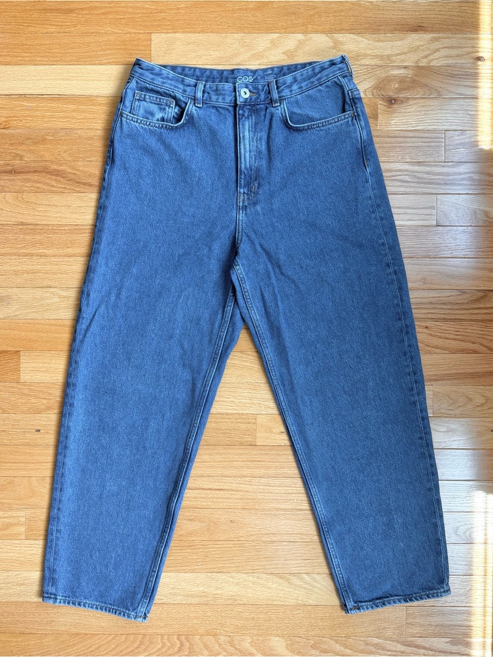 COS High-Rise Tapered Jean